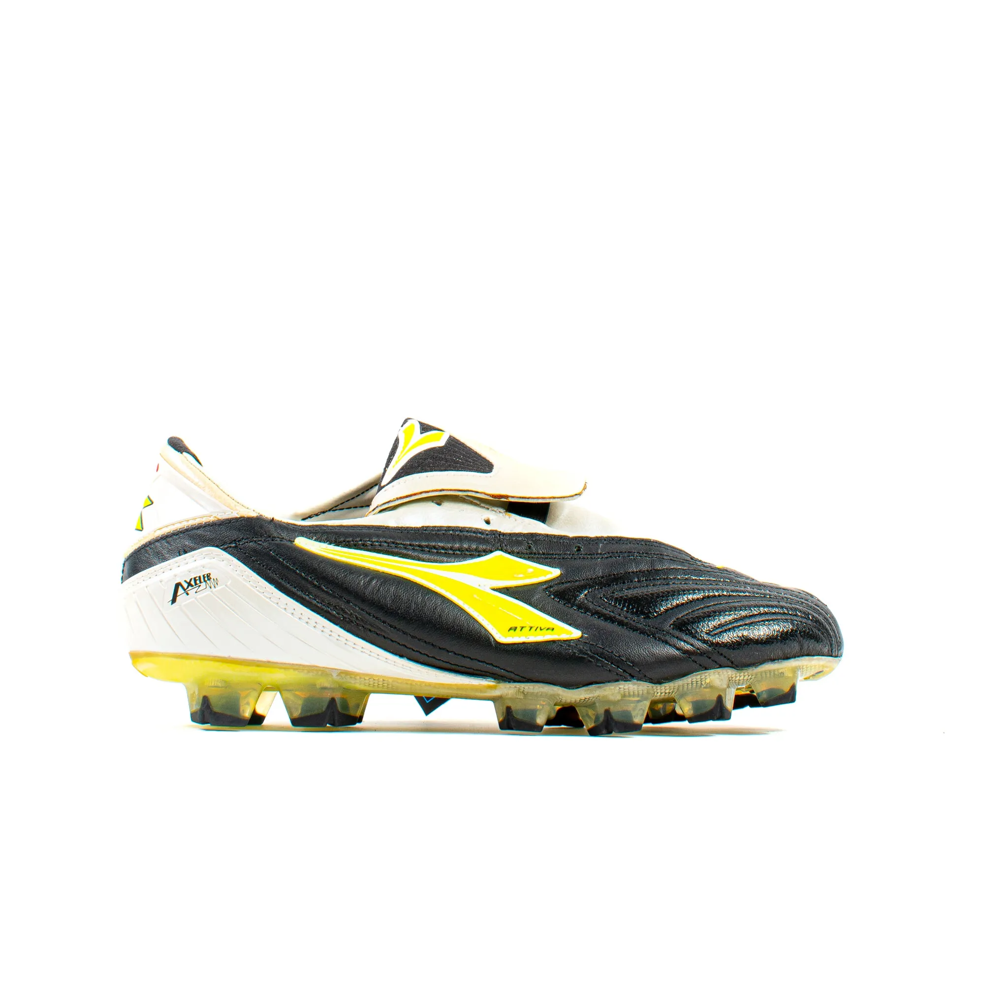 Diadora Attiva Plus RTX Black Volt FG